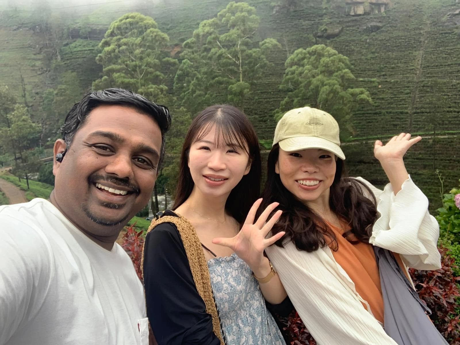 Ceylon Tour Kings Happy Traveler 21